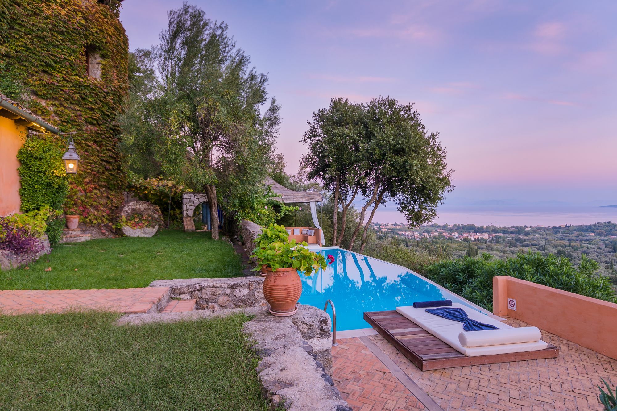 Villa Melolia إيبسوس المظهر الخارجي الصورة